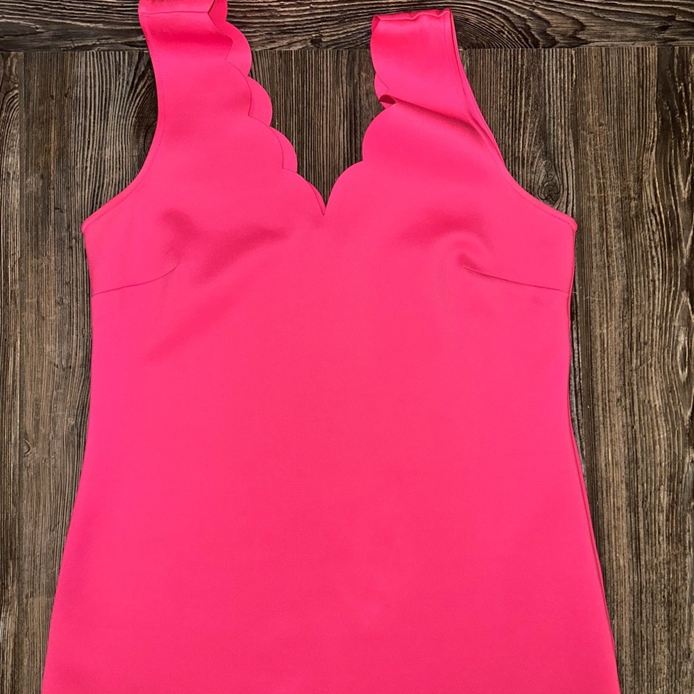Lilly Pulitzer Mikayla Pink Scallop Scuba Sleeveless V-Neck Shift Dress Medium - Picture 7 of 10